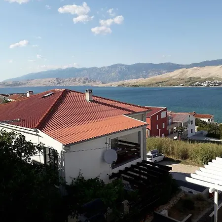 With Parking Space Pag - 18325 Appartement