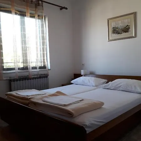 With Parking Space Pag - 18325 * 帕格