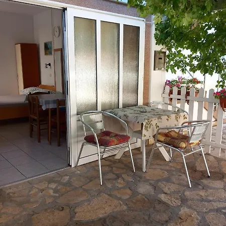 Apartment With A Parking Space Pag - 18325