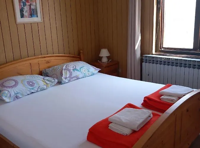 With Parking Space Pag - 18325